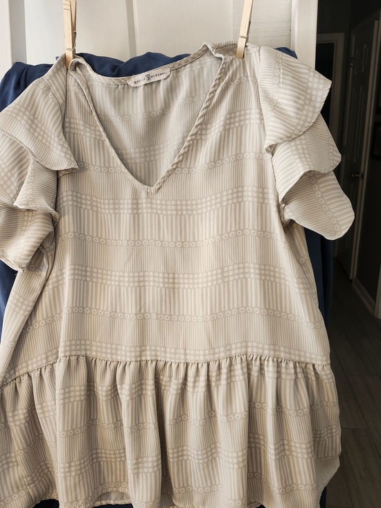 Michelle Mcdowell Tops - Neutral Patterned Ruffle Sleeve Peplum Top